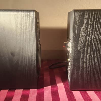 Edifier R1280DB Active Bookshelf Speakers image 6