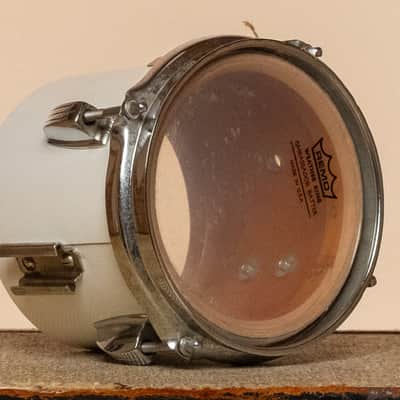1970s Ludwig 3-Ply Concert Tom in White Cortex - 5.5x6 image 5