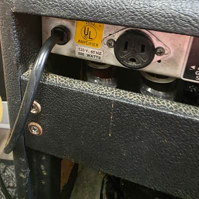 Fender Twin Reverb 2-Channel 100-Watt 2x12" Guitar Combo Silverface image 10