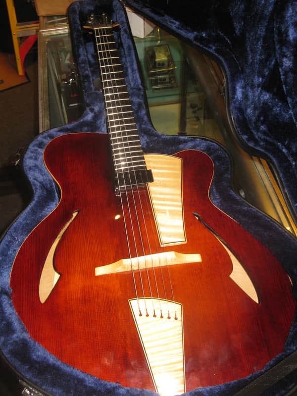 Eastman PG1 Pagelli Signature 17in Archtop Electric Guitar 2012 Sunburst image 1