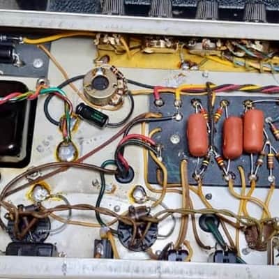 Fender Vibrolux Reverb "Drip Edge" 1969 40-Watt 2x10" Guitar Combo image 16