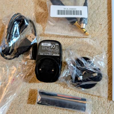 Shure GLXD16 Guitar Wireless System 2010s - Black image 10