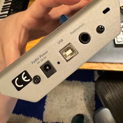 PreSonus Faderport USB DAW Transport Controller with Motorized Fader 2010s - Silver image 5