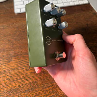 Case Study Effects Studio Compressor 2024 - Present - Moss Green image 2