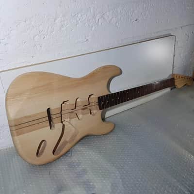 80's NECK THROUGH SWAMP ASH BODY STR*T - made in GERMANY image 3
