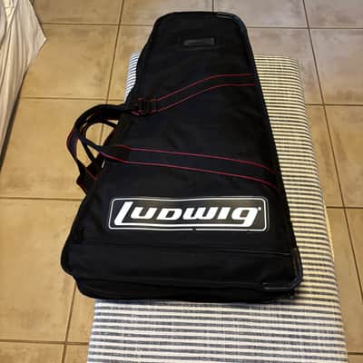 Bell and Practice Pad Kit with Mallets, Stand and Bag 2010s - Standard image 2