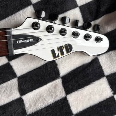ESP LTD TE-200 - Snow White image 3