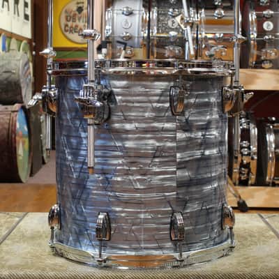 Ludwig Classic Maple Outfit in Sky Blue Pearl 14x20 8x12 14x14 image 10