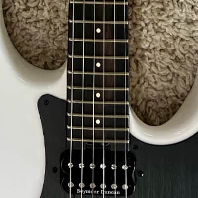 Mint Charvel Pro-Mod Plus So-Cal® SC1 Style 1 HH FR EB, Ebony Fingerboard, Snow White image 7