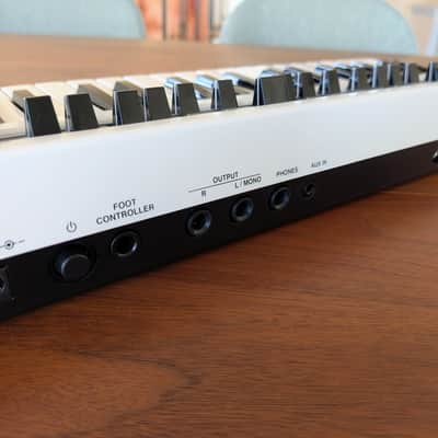 Yamaha Reface CS Mini Mobile Keyboard image 6