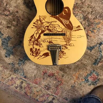 Regal Cowboy 1950 Yellow with chocolate stencil with case image 2
