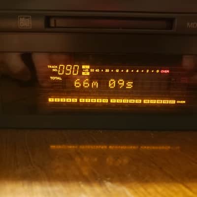 TASCAM MD-350 with 30 DISCS ! image 10