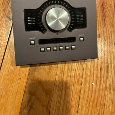 Universal Audio Apollo Twin DUO MKII Thunderbolt Audio Interface with box and cables! image 1