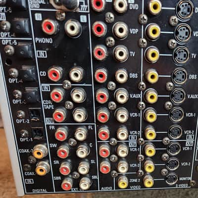 Denon Denon AVR-3803 i7.1-channel, 110-watt-per-channel 90s - Silver image 9