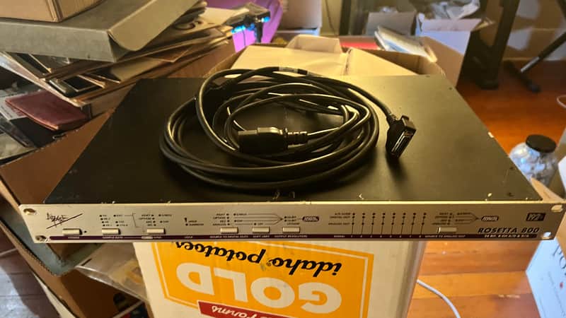 Apogee Rosetta 800 192kHz 8-Channel AD/DA Converter Apogee Rosetta 800 192kHz 8-Channel AD/DA Converter 2010 image 1