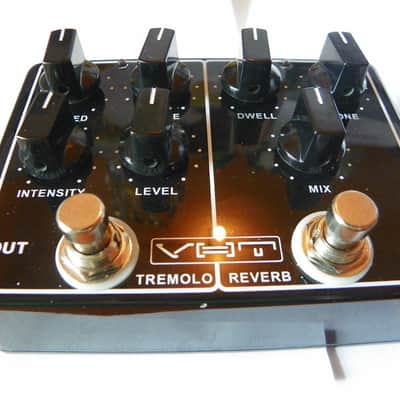 VHT Melo-Verb Meloverb Tremelo + Reverb Pedal w/ FREE AC ADAPTER  AV-MV1 NIB image 3