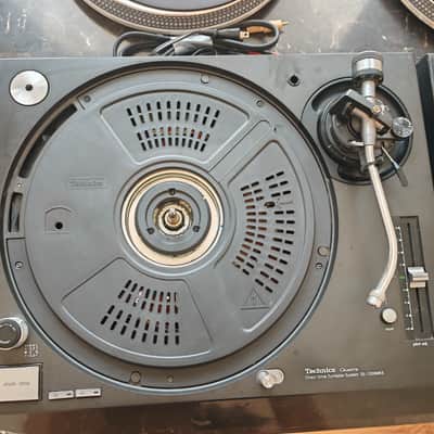 2 x Technics SL-1200MK5 Turntable image 10