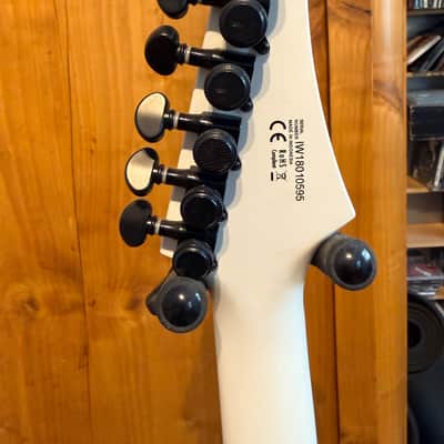 Solar Guitars E1.6ET - White Explorer with EverTune & Fishman Fluence - 2018 White Matte Bild 7