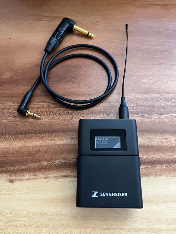 Sennheiser EW-DX SK Wireless Bodypack Transmitter w/ Cable - Q1-9 Band image 1