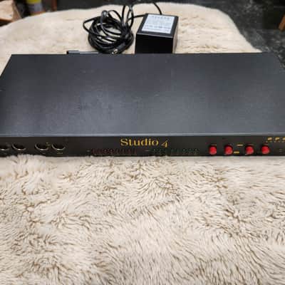 Opcode Studio 4 midi interface image 3