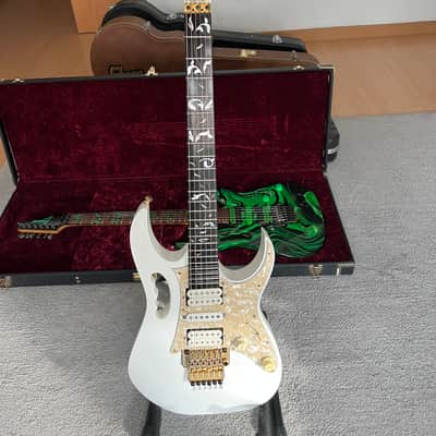 Ibanez JEM7V-WH Steve Vai Signature with Ebony Fretboard 1998  White image 6