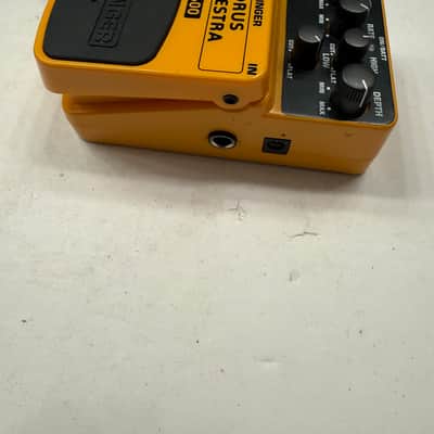 Behringer CO600 Chorus Orchestra Stereo Rare Guitar Effect Pedal image 4