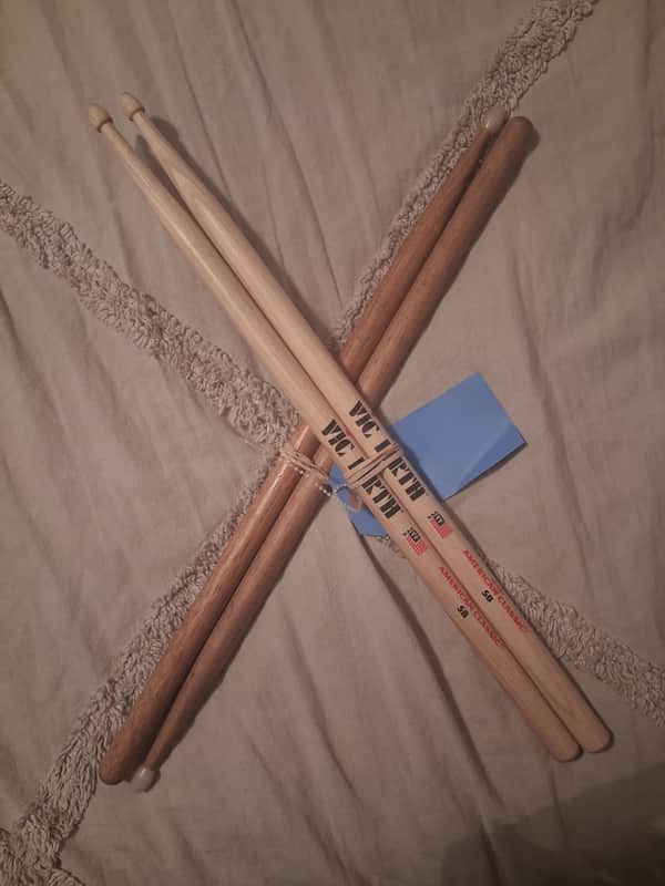 Vic Firth 5B American Classic Hickory Wood Tip Drum Sticks w/bonus pair! image 1