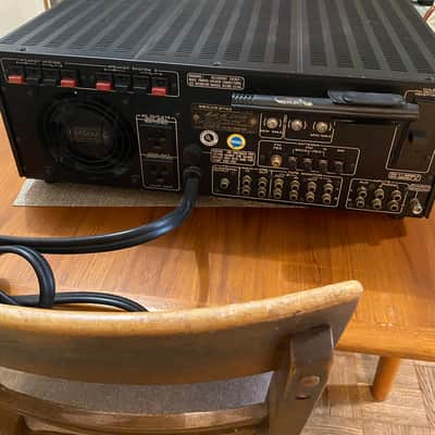Marantz Model 2500 250-Watt Stereo Solid-State Receiver 1977 - 1979 - Silver with Wood Case image 2