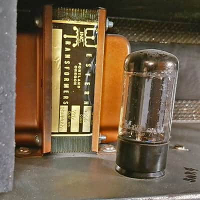 Sunn Solarus 60 watt twin-12 Combo Guitar amplifier -1967 image 17