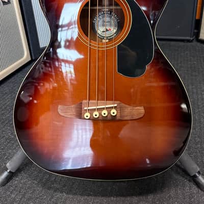 Fender acoustic Bass "Kingman" shaded edge burst finish with soft case image 3