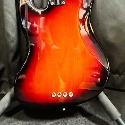 Fender American Professional Jazz Bass with Rosewood Fretboard 2017 - 2019 - 3-Color Sunburst image 7