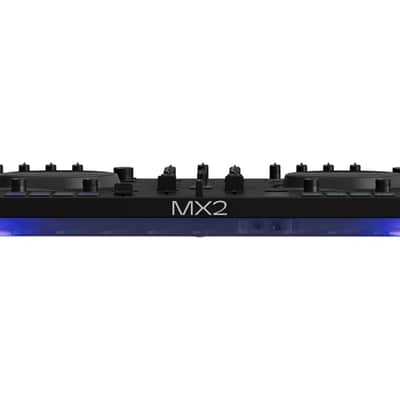 Native Instruments Traktor MX2 DJ Controller image 4