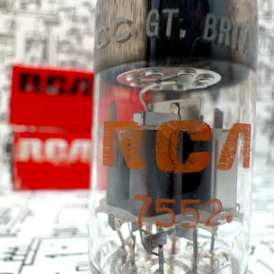RCA (Mullard) 6922 E88CC (6DJ8) - Gold Pins Black Plates Top Getter Pair image 7