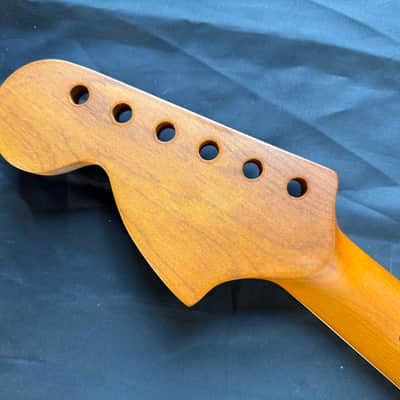 BMC Guitar Neck Jazzmaster® Strat® Stratocaster® 22 Fret Roasted Maple MOP Block Inlays Bound With Rosewood Fingerboard Nitro Lacquer 2025 - 9.5 Radius   [JM102] image 6