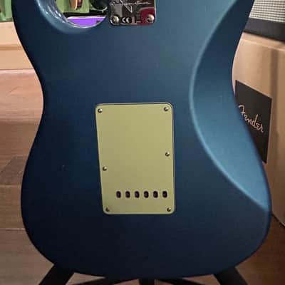 Fender  Custom Shop 1965 Journeyman  2024 - Aged Lake Placid Blue / 7lbs. 8.2oz. #CZ583150 image 4