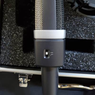 AKG C214 Large Diaphragm Cardioid Condenser Microphone 2010s - Black image 3