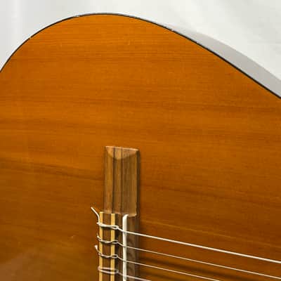 Yamaha C40 Classical Acoustic Guitar image 4
