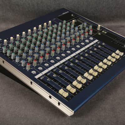 Yamaha MG16/4 Analog Mixer - 2nd Hand image 2