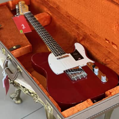 FENDER American Vintage II 1963 Telecaster Crimson Red Transparent image 7