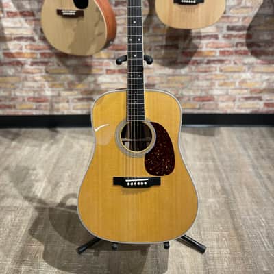 Martin D-35 Natural image 4