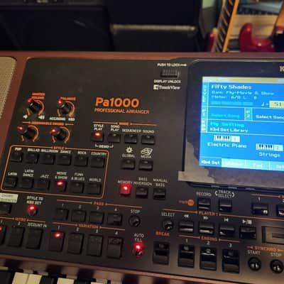 KORG PA1000 ARRANGER KEYBOARD image 5