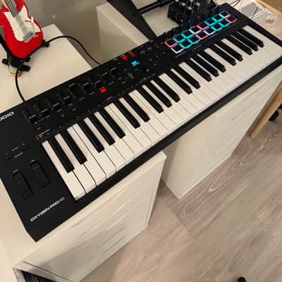 M-Audio Oxygen Pro 49 MIDI Keyboard Controller 2020 - Present - Black
