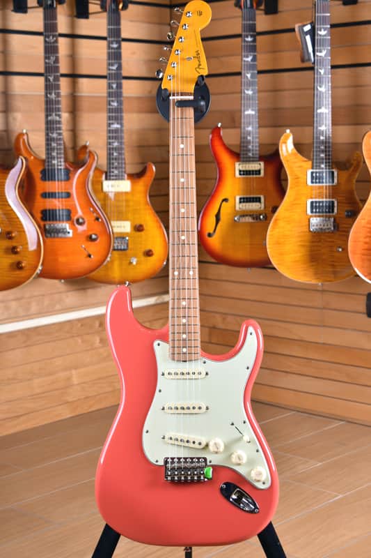 Fender Mexico '60s Stratocaster Lacquer Fiesta Red image 1