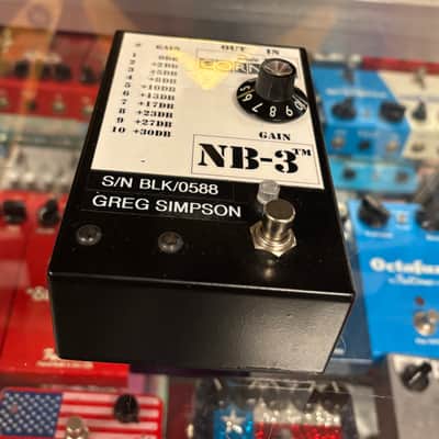 Pete Cornish NB-3 Battery-Free Linear Boost 2010s - Black/White image 3