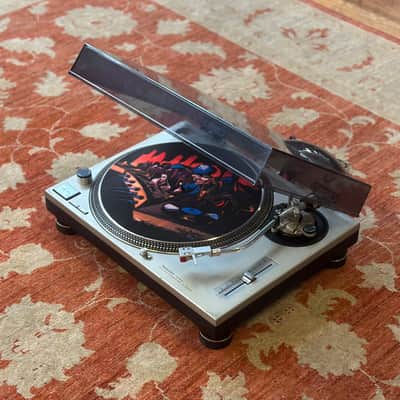 Technics SL-1200 MK2 Quartz Direct Drive DJ Turntable image 2