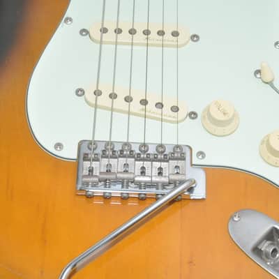 FENDER JAPAN STRATOCASTER #P005395 Electric Guitar Ref. No 7277 image 5