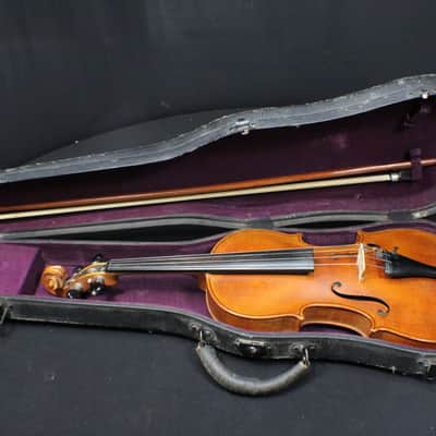 An Antique Antonius Stradivarius Model Full Size 4/4 Violin, Bow & Case # 23 V image 1