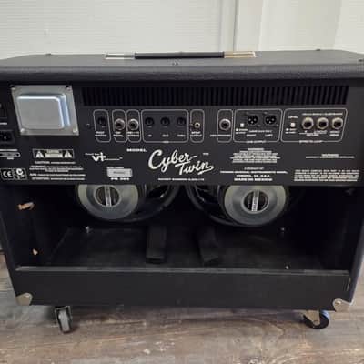 Fender Cyber-Twin 2 x 65-Watt 2x12" Modeling Guitar Combo 2001 - 2004 - Black image 4
