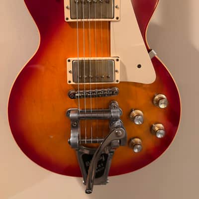 Gibson Les Paul Classic 1997 - Heritage Cherry Sunburst image 4