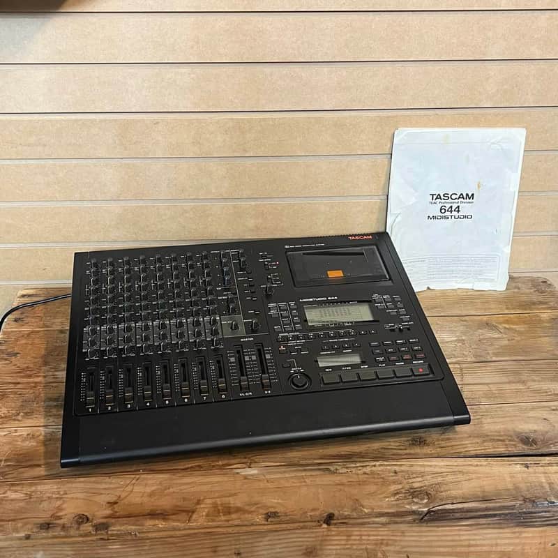 Tascam Midistudio 644 16 Channel Mixer 4 Track Cassette Recorder